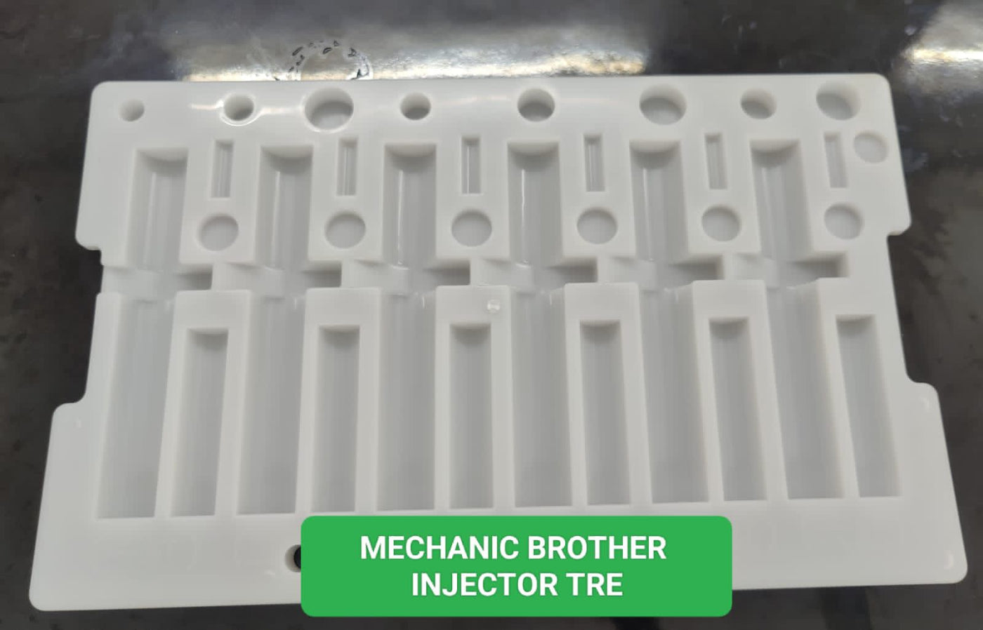 INEJCTOR DISAMNTLE TRAY