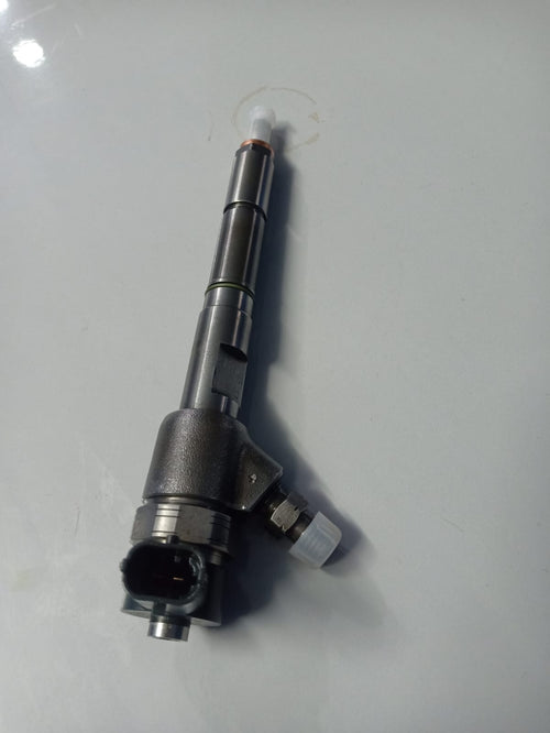 0445110557 New Bosch Injector For Mahindra Bolero BS4